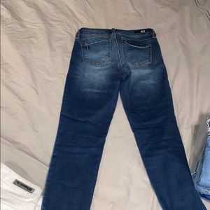 Super cute ankle skinny
